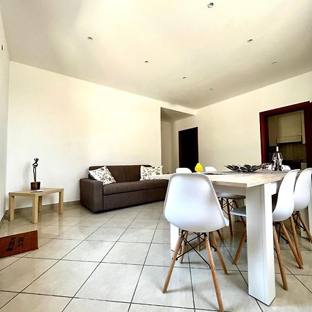 Summer Breeze Apartment - أفولا المظهر الخارجي الصورة